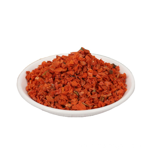Dehydrated carrot used in instant noodle